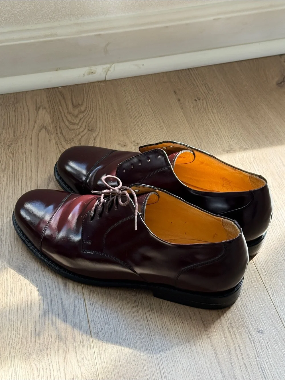 Tauer & Johnson Italian series men's 10C burgundy leather cap toe oxfords 6749